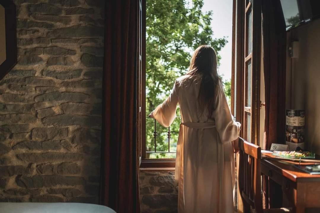 La Locanda Del Borgo Torrechiara Екстер'єр фото